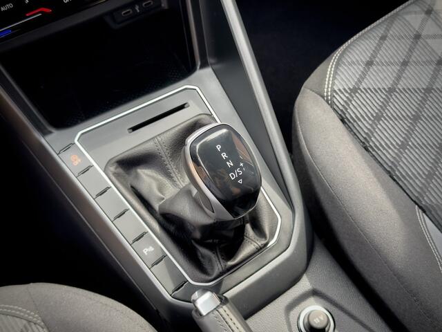 Volkswagen Taigo 1.0 TSI AUT7 R-LINE 60D.KM!! NAVI CAMERA DIGI-DASH APPLE-CARPLAY IQ-DRIVE LED LMV PDC