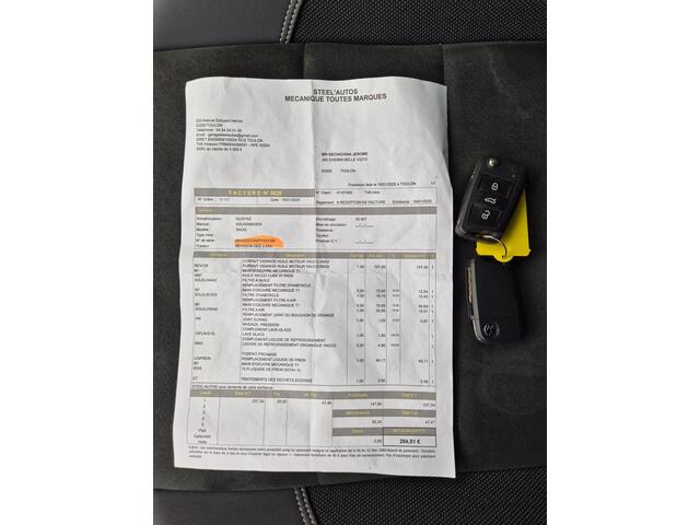 Volkswagen Taigo 1.0 TSI Style Automaat / Design-pakket / Dakpakket / Glazen schuif- en kanteldak / Keyless Entry/Start / Achteruitrijcamera / Adaptief CC / Draadloze telefoon lader / Apple Carplay Android Auto / Navigatie /