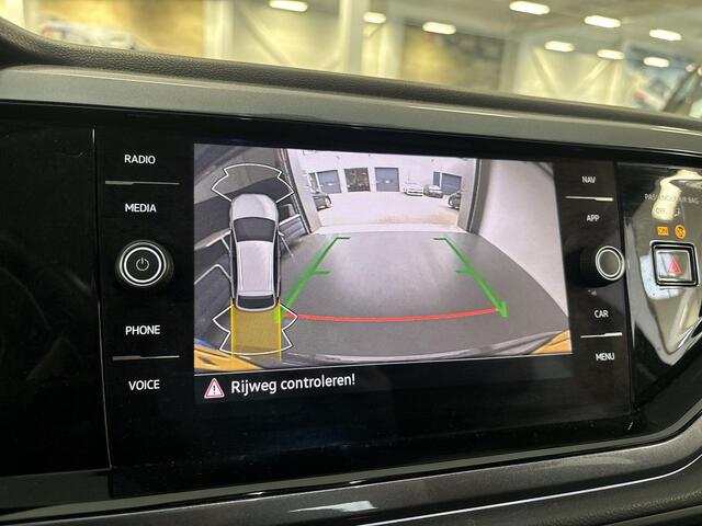Volkswagen Taigo 1.0 Tsi 110pk DSG Style · Apple/Android Car Play · Navi · P-Sensoren · Keyless · Stoelverwarming · 17'' Inch · Garantie t/m 21-07-2027 of 100.000km