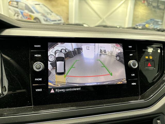 Volkswagen Taigo 1.0 Tsi 115pk DSG R-Line · Apple/Android Car Play · Camera · Getint Glas · Climatronic · 18'' Inch · Garantie t/m 01-09-2028 of 100.000km
