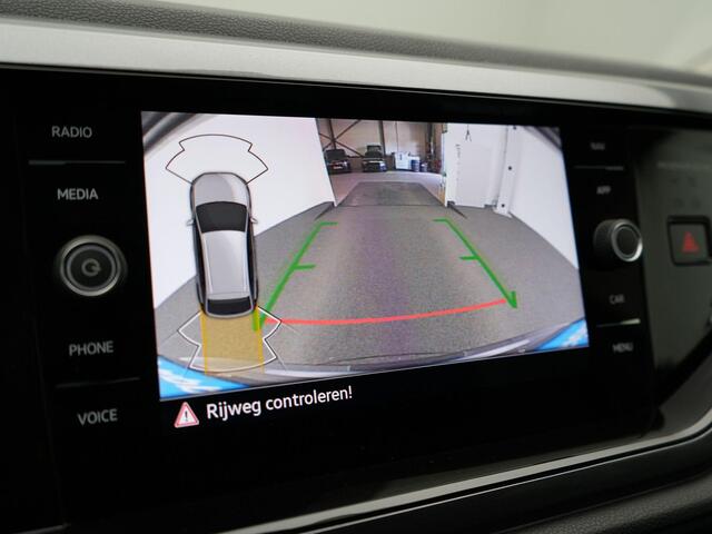 Volkswagen Taigo 1.0 TSI 110 pk DSG Style | IQ Light | Achteruitrijcamera | Navigatie | Stoelverwarming | Digital Cockpit Pro