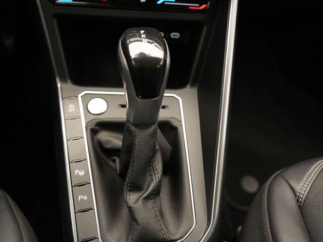 Volkswagen Taigo 1.0 TSI 110 pk DSG Style | IQ Light | Achteruitrijcamera | Navigatie | Stoelverwarming | Digital Cockpit Pro