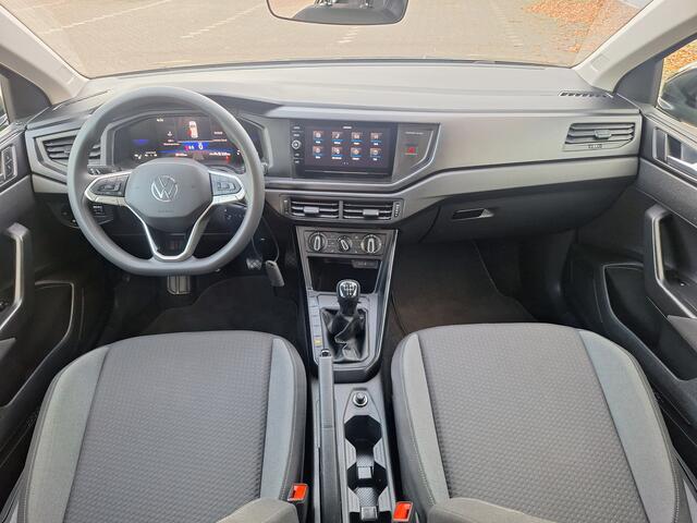 Volkswagen Taigo 1.0 TSI Life Edition CARPLAY-4 SEIZOENEN BANDEN