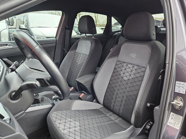 Volkswagen Taigo 1.5 TSI R-Line | Camera | Carplay