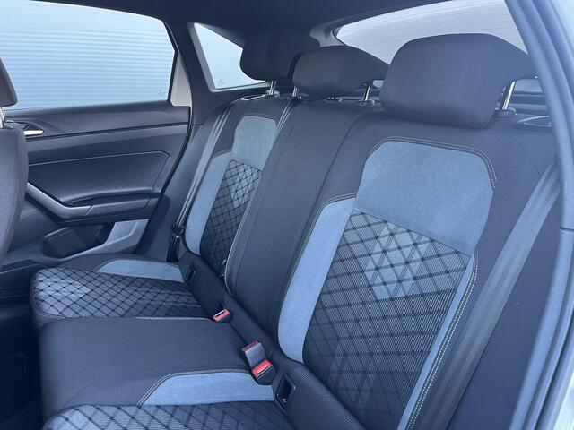 Volkswagen Taigo 1.0 TSI R-Line Business / Multimedia-pakket / Apple Carplay/Android Auto / cruise control adaptief met Stop&Go en stuurhulp / voorstoelen verwarmd /