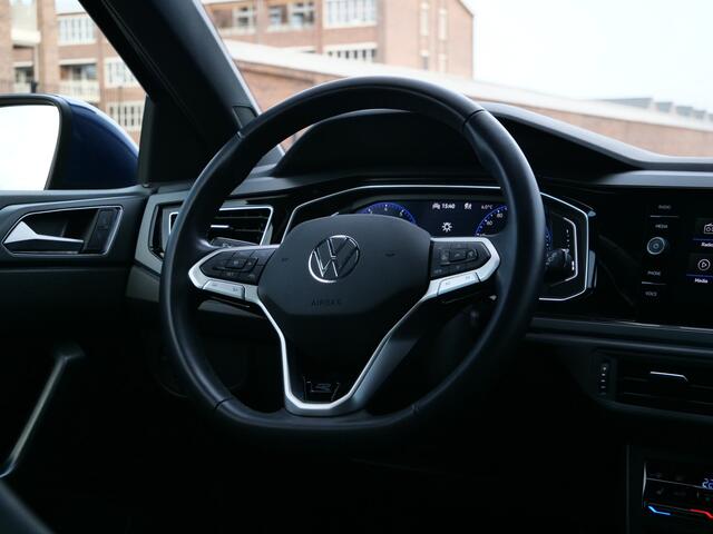 Volkswagen Taigo 1.0 TSI R-Line Edition 116 Pk Automaat DAB / Apple Carplay / Stoelverwarming / Keyless / Camera