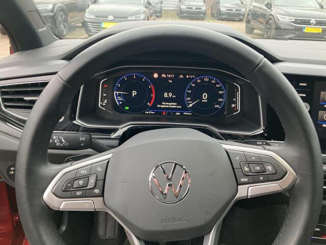 Volkswagen Taigo 1.0TSI/115PK R-Line DSG · Keyless · Apple Carplay/Android Auto · Camera + Parkeersensoren · Stoelverwarming · Clima · 18'' velgen · Garantie t/m 27-03-2027