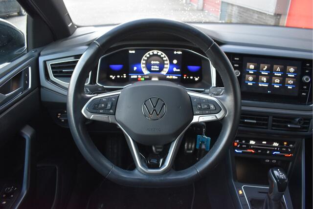 Volkswagen Taigo 1.5 TSI R-Line Business Virtual cockpit, Adaptive cruise, Afn. trekhaak, Camera, Carplay, Stoelverwarming