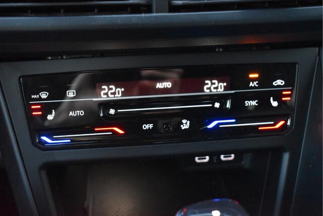 Volkswagen Taigo 1.5 TSI R-Line Business Virtual cockpit, Adaptive cruise, Afn. trekhaak, Camera, Carplay, Stoelverwarming