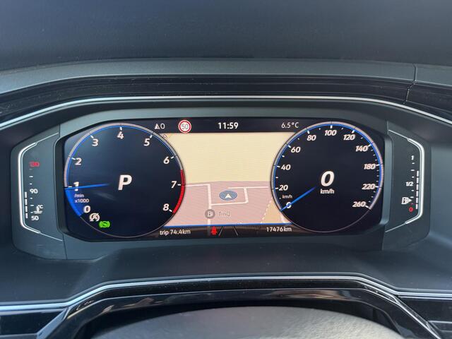 Volkswagen Taigo 1.0 TSI R-Line Business | Automaat | Pano | Camera | IQ Light | Stoelverwarming | ACC en meer!