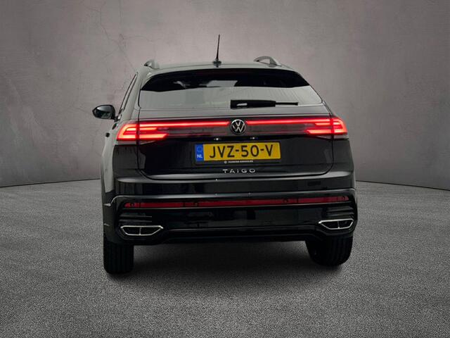 Volkswagen Taigo R-Line 1.0 TSI 115pk DSG Automaat Adaptive cruise control, LED matrix koplampen, Stoelverwarming, Achteruitrijcamera, App connect, Parkeersensoren