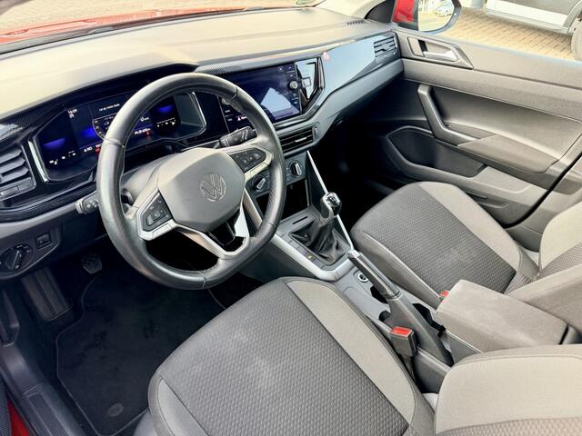 Volkswagen Taigo 1.0 TSI Life | Camera | PDC v+a | Carplay