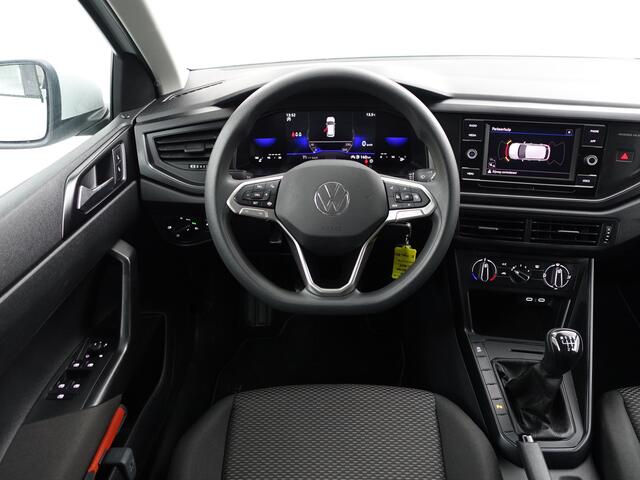 Volkswagen Taigo 1.0 TSI R Line- Carplay, Android Auto, Park Assist, Virtual cockpit, Xenon Led, Lane Assist