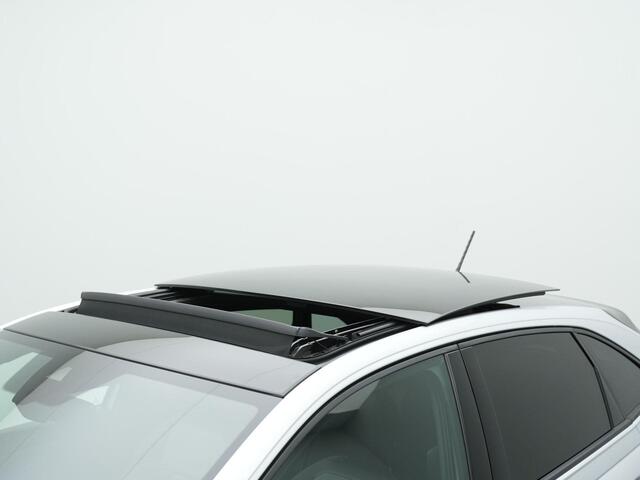 Volkswagen Taigo 1.0 TSI 115 pk DSG R-Line | Panoramadak | IQ Light | Achteruitrijcamera | Stoelverwarming | Adaptive Cruise | Navigatie