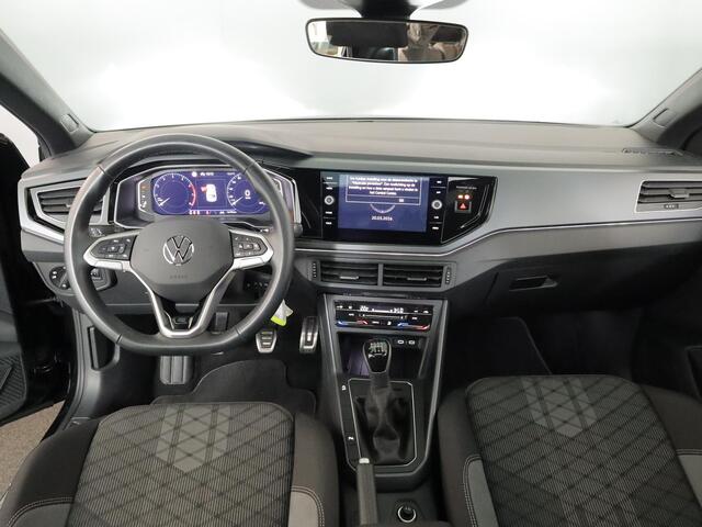 Volkswagen Taigo 1.0 TSI R-Line 115PK | Panorama dak | Navigatie via app | Parkeersensoren | Automatische airco |