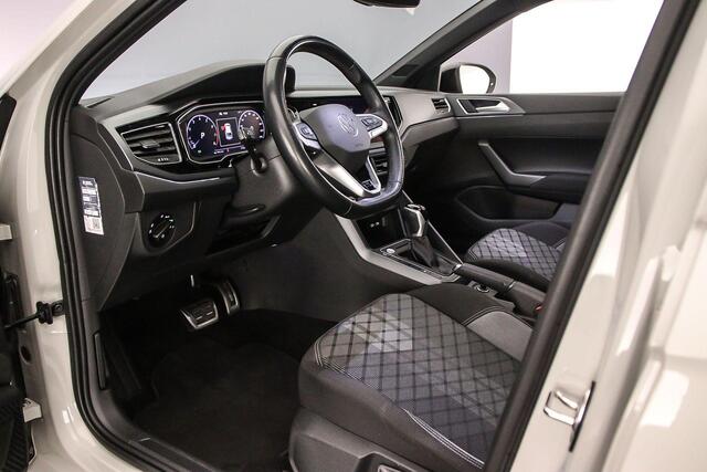 Volkswagen Taigo R-Line 1.0 TSI 110pk DSG Automaat Panoramadak, Adaptive cruise control, LED matrix koplampen, Black style, Achteruitrijcamera, Stoelverwarming