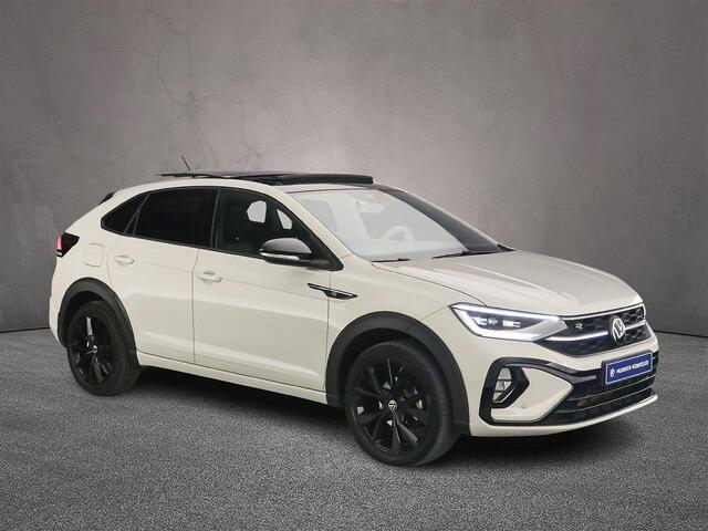 Volkswagen Taigo R-Line 1.0 TSI 110pk DSG Automaat Panoramadak, Adaptive cruise control, LED matrix koplampen, Black style, Achteruitrijcamera, Stoelverwarming