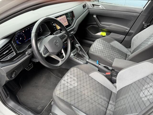 Volkswagen Taigo 1.0 TSI R-Line Pano IQ Light Keyless Beats Virtual