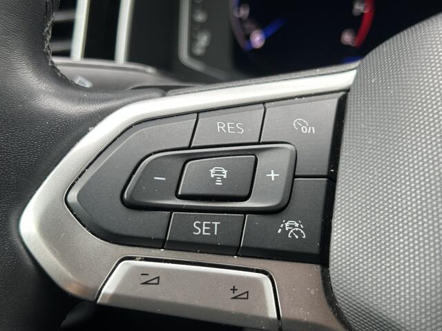 Volkswagen Taigo BWJ 2022 | 1.0 TSI R-Line Business AUTOMAAT | CAMERA A | VIRT. COCKPIT | PDC 2X | DONKER GLAS | 18'' LMV | CLIMA | NAVI |