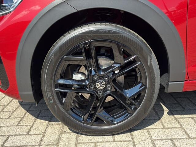 Volkswagen Taigo 1.5 TS DSG R-LINE BLACK STYLE PANO-DAK/CAMERA/ACC/CLIMA/STOELVERW/CARPLAY