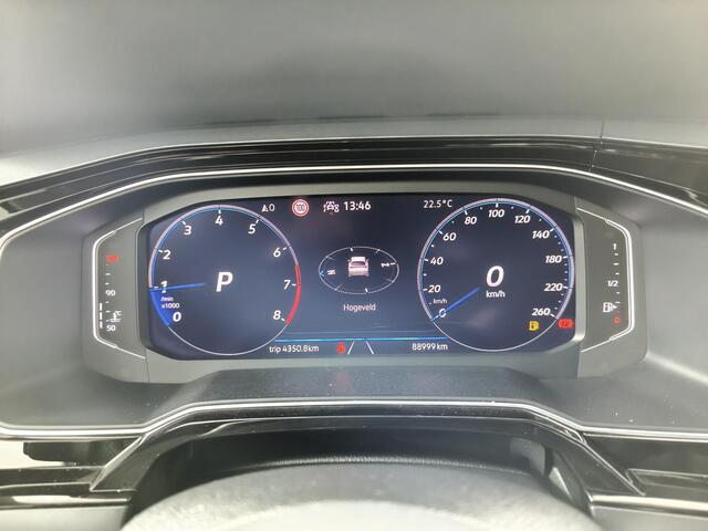 Volkswagen Taigo 1.0 TSI R-Line Business | Trekhaak | Stoelverwarming | Navigatie | Camera |