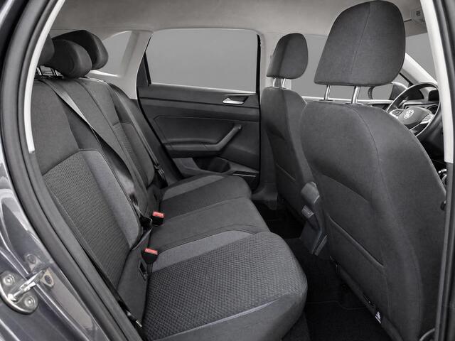 Volkswagen Taigo 1.0 TSI Life Edition / Navigatie / App connect / Camera / Parkeersensoren V+A / Fabriek garantie 06-28 /