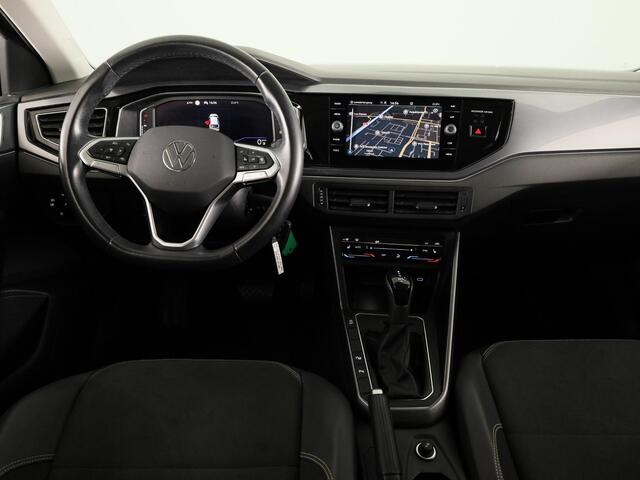 Volkswagen Taigo 1.0 TSI Style 110 pk Automaat (DSG) | Navigatie | Panoramadak | Parkeersensoren (Park assist) | Achteruitrijcamera | Matrix LED |