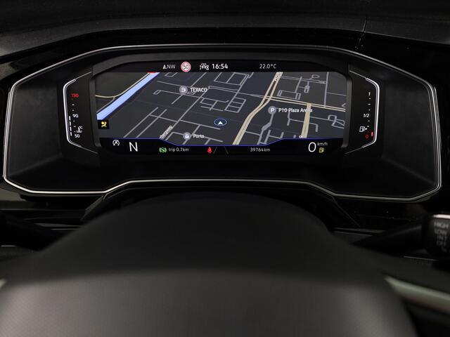 Volkswagen Taigo 1.0 TSI Style 110 pk Automaat (DSG) | Navigatie | Panoramadak | Parkeersensoren (Park assist) | Achteruitrijcamera | Matrix LED |