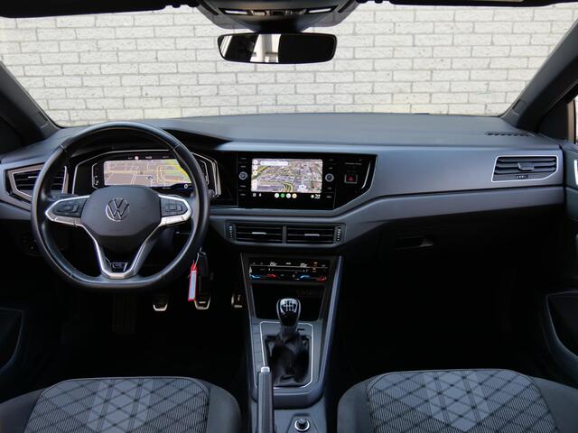 Volkswagen Taigo 1.0TSi R-LINE/ PANORAMADAK/ MATRIX LED/ NL-AUTO 1STE EIGENAAR