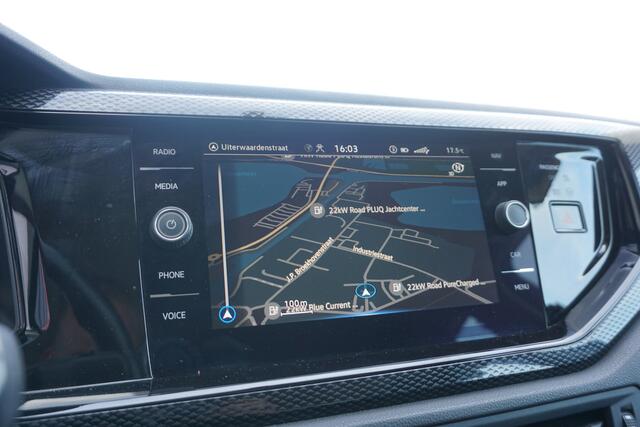 Volkswagen Taigo 1.0 TSI Life Business | VIRTUAL | TREKHAAK | CARPLAY | STOELVERW. | ACC |