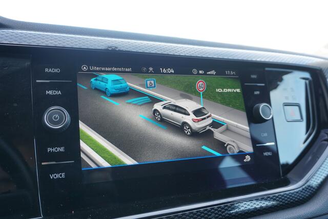 Volkswagen Taigo 1.0 TSI Life Business | VIRTUAL | TREKHAAK | CARPLAY | STOELVERW. | ACC |