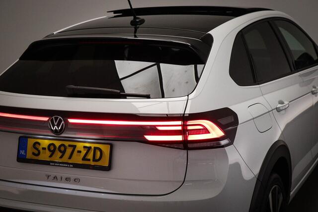 Volkswagen Taigo 1.0 TSI R-Line Business | DAK PACK | PANORAMADAK | IQ LIGHT | 18"