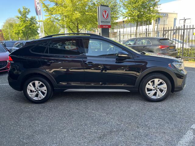 Volkswagen Taigo 1.0 TSI Style // ADAPT. CRUISE // VIRTUAL COCKPIT // NAVIGATIE + APPLE CARPLAY// CAMERA // LED // CLIMA // PDC //