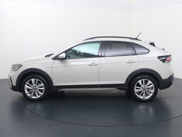 Volkswagen Taigo 1.0 TSI Life Edition | 95 PK | Adaptive Cruise Control | Achteruitrijcamera | Travel Assist | Keyless Entry | LED verlichting | Parkeersensoren | Stoelverwarming | Apple Carplay / Android Auto |