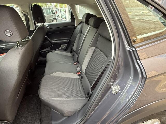 Volkswagen Taigo 1.0 TSI Life Automaat / Airco/ Navigatie/ Cruise/ Apple carlay/ PDC/ Virtuele cockpit/ LED/ LMV