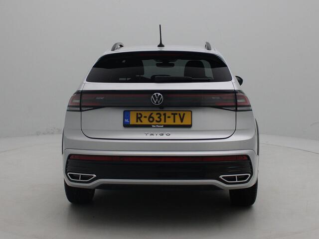 Volkswagen Taigo 1.0 TSI R-Line | Automaat | Navigatie | Parkeersensoren v+a met achteruitrijcamera | Climate Control | Lichtmetalen velgen, 4 seizoenenbanden | Metaalkleur |