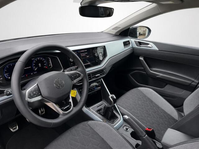 Volkswagen Taigo 1.0 TSI Life Camera Stoelverwarming Navigatie Digital Cockpit DAB Active Cruise Control Parkeersensoren LED koplampen Climate Control Apple Carplay