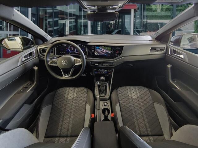 Volkswagen Taigo 1.5 TSI DSG R-LINE BLACK STYLE PANO-DAK/CAMERA/ACC/IQ/STOELVERW/CARPLAY