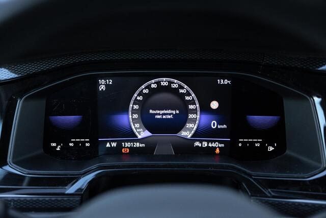 Volkswagen Taigo 1.0 TSI Life | Achteruitrijcamera | Parkeersensoren | Keyless Entry | Cruise Control Adaptief | Climate Control | LED Koplampen | Navigatie | Apple Carplay | Android Auto | Lichtmetalen Velgen