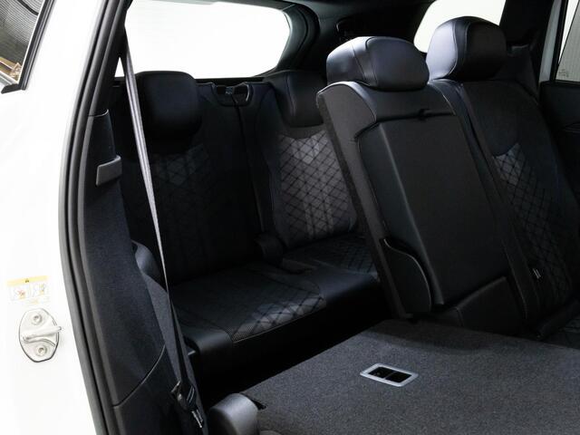 Volkswagen Tayron R-Line-Edition 1.5 150 pk eTSI | LED Matrix | Headup display | 360 camera | Stoel verwarming |