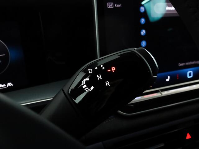 Volkswagen Tayron R-Line-Edition 1.5 150 pk eTSI | LED Matrix | Headup display | 360 camera | Stoel verwarming |