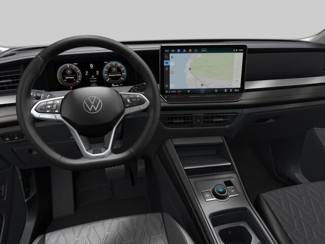 Volkswagen Tayron Life Edition 1.5 eHybrid 204 pk | Trekhaak | Stuur & Stoelverwarming | 19 inch 'Catania' |