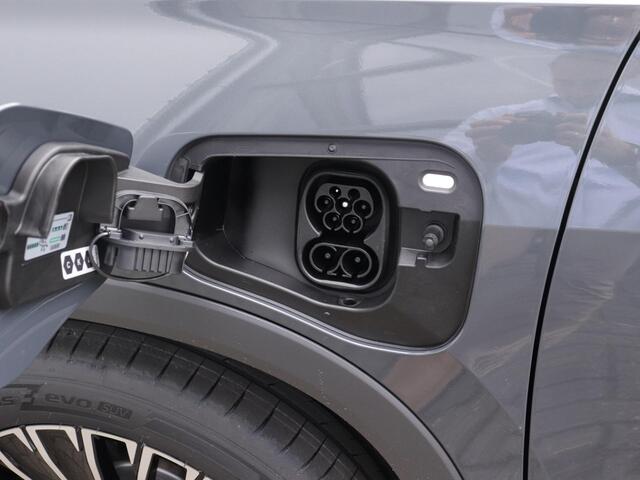 Volkswagen Tayron Life Edition 1.5 eHybrid 150 kW / 204 pk SUV 6 ver | Trekhaak | 18" inch lm velgen | Stoelverwarming |