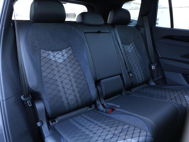 Volkswagen Tayron 1.5 eHybrid R-Line Edition 204 pk DSG | Panoramadak | Side Assist | Keyless | Matrix LED | Stuur- en stoelverwarming | 360 Camera | Head-up Display