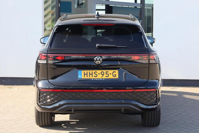 Volkswagen Tayron 1.5 eHybrid R-Line Edition 204PK / 150kW LED Matrix IQ.Light, panoramadak, rondomzichtcamera, voorstoelen verwarm- en ventileerbaar met massagefunctie, achteruitrijcamera, adaptive cruise control met Stop&Go en stuurhulp, head-up display, high end audioin