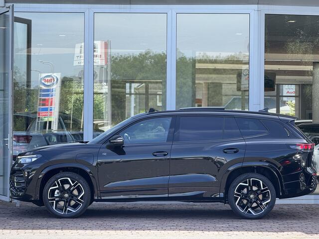 Volkswagen Tayron 1.5 eHybrid R-Line Edition 272PK Trekhaak | Pano | Massage