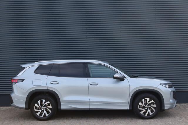 Volkswagen Tayron 1.5 eTSI DSG Edition 7p. IQ.Light/Keyless/Camera/ACC/Winterpakket/Elek. klep/Dodehoek