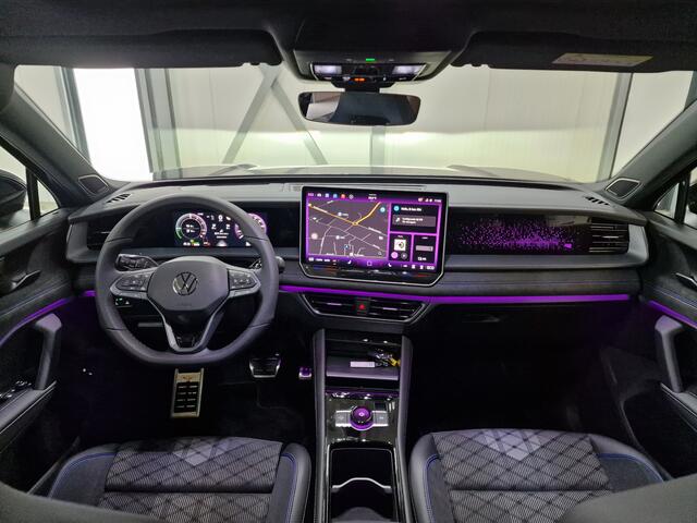 Volkswagen Tayron 1.5 eHybrid R-Line 272pk | Trekhaak | H/K Sound | ID. Matrix | Groot scherm | Black Style | Elek. pano