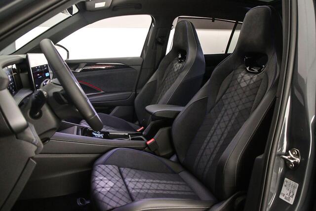 Volkswagen Tayron R-Line Edition 1.5 TSI eHybrid 272pk DSG Automaat Trekhaak, Panoramadak, Black Style, Adaptive cruise control, 360 camera, Navigatie