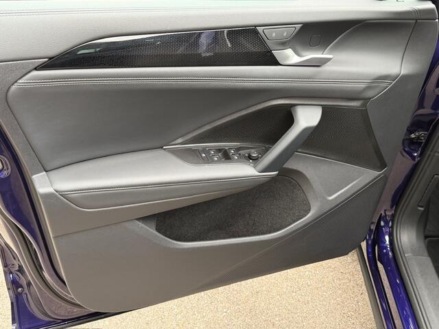 Volkswagen Tayron 1.5 eTSI 150pk Life 7-Persoons | Trekhaak | 360 Camera | Dode hoek | IQ light | Rijklaar incl. garantie